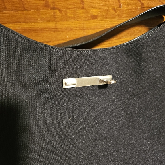 Salvatore Ferragamo Giancini Black Shoulder Bag Vintage 21 0195 GUC 2001 - Picture 7 of 14
